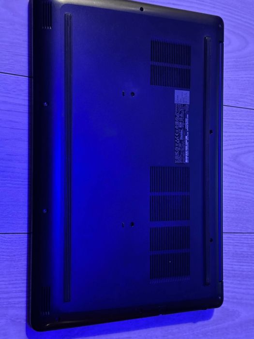 Игровой Dell 17FHD I7-8750H GTX1050TI 8Gb SSD256Gb 6-ядер G3 G5