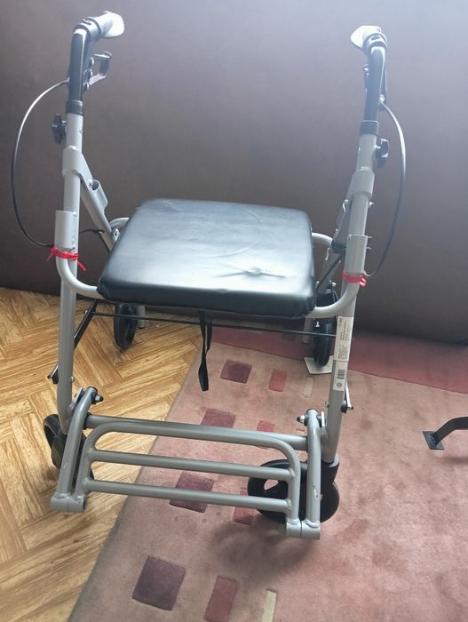 Balkonik, chodzik dla osoby niepełnosprawnej