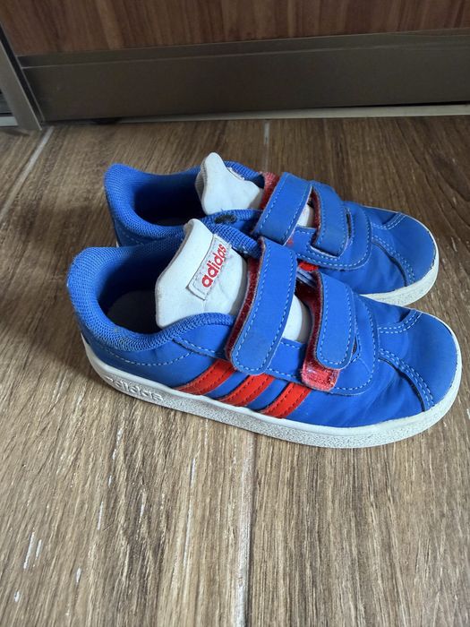 Adidas кросівки для хлопчика