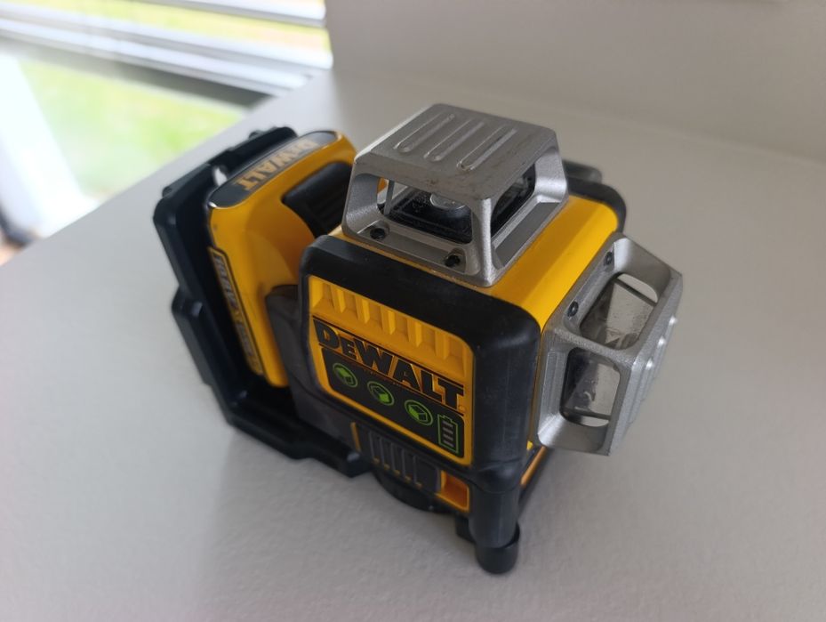 Poziomica laserowa firmy dewalt