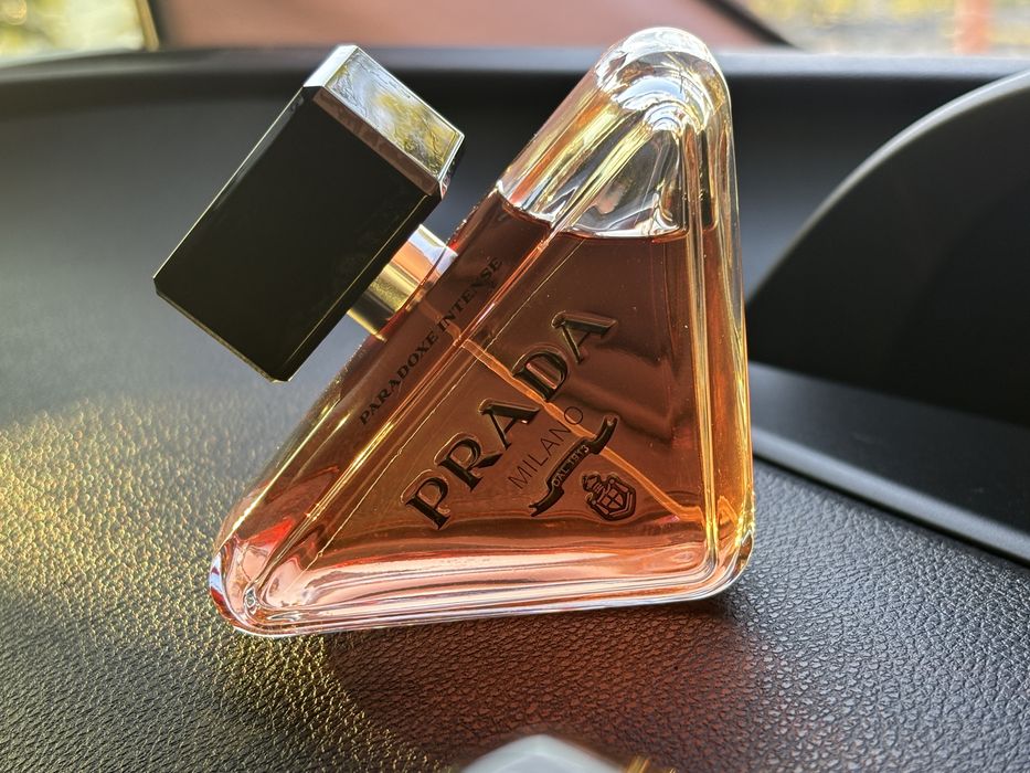 Prada Paradoxe Intense