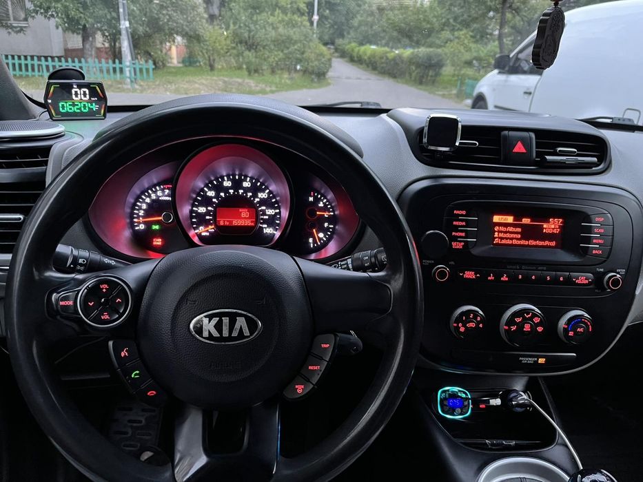 KIA SOUL ІІ, 2015рік 1.6л,  6ті ст.мкпп. Універсал