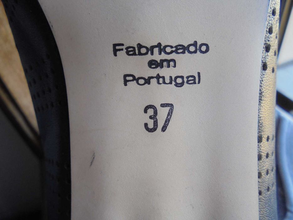 sapatos de senhora da marca STEPS