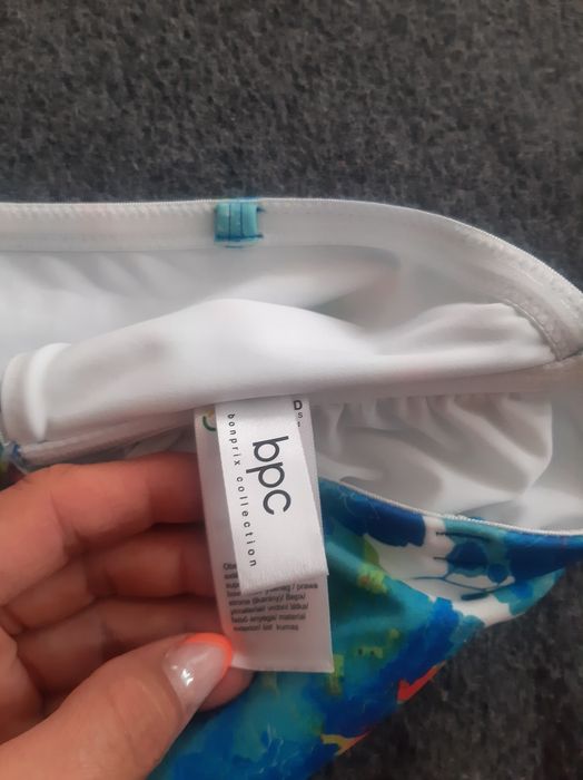Sprzedam górę od stroju kąpielowego 40 bon prix, nowa beż metki