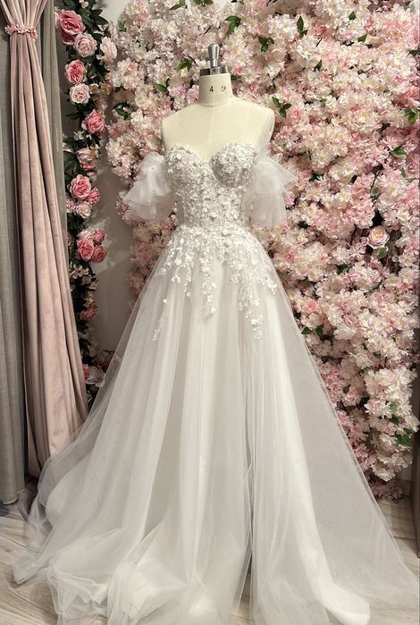 Nowiutka przepięnka sukienka ślubna