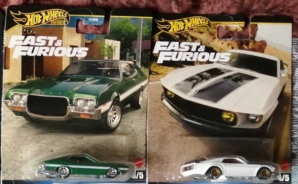 Hot wheels premium novos