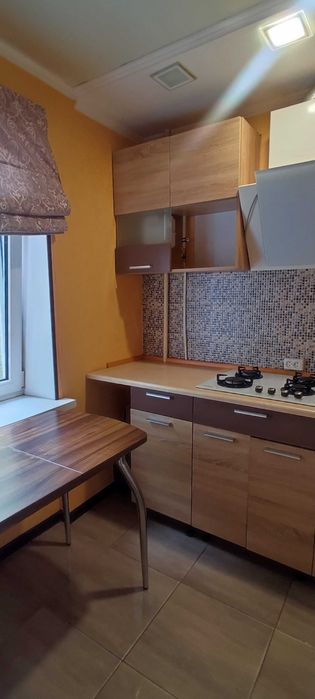 Продам 2 к.кв. Центр