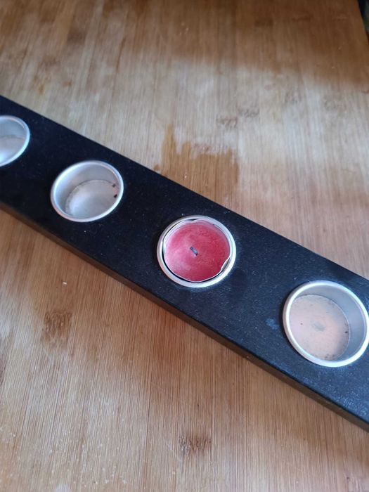 Castiçal em madeira para 7 velas