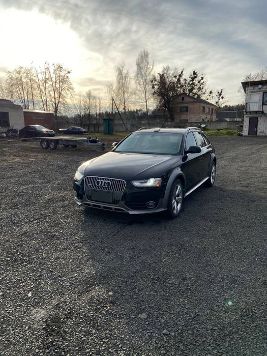 Розборка шрот Audi A4 B8 Allroad 12-16 рік USA бампер капот крило фара