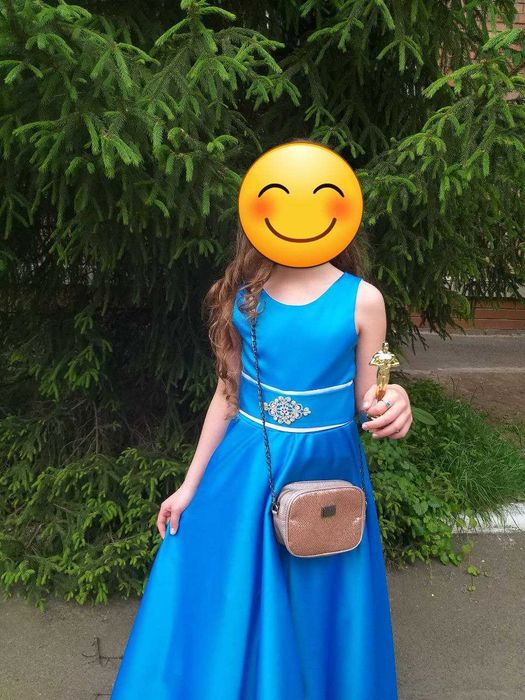 Продам праздничное платье