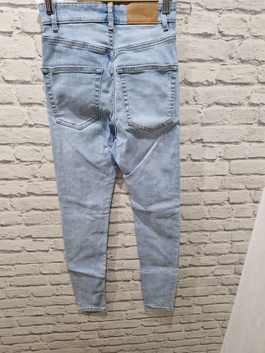 Spodnie Pull&Bear wysoki stan