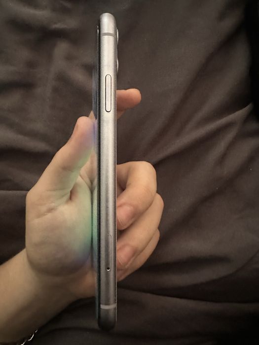 Iphone 11 64GB.