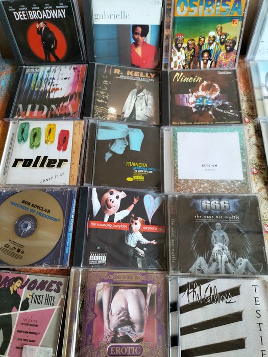 Продам заводские компакт диски  cd-da