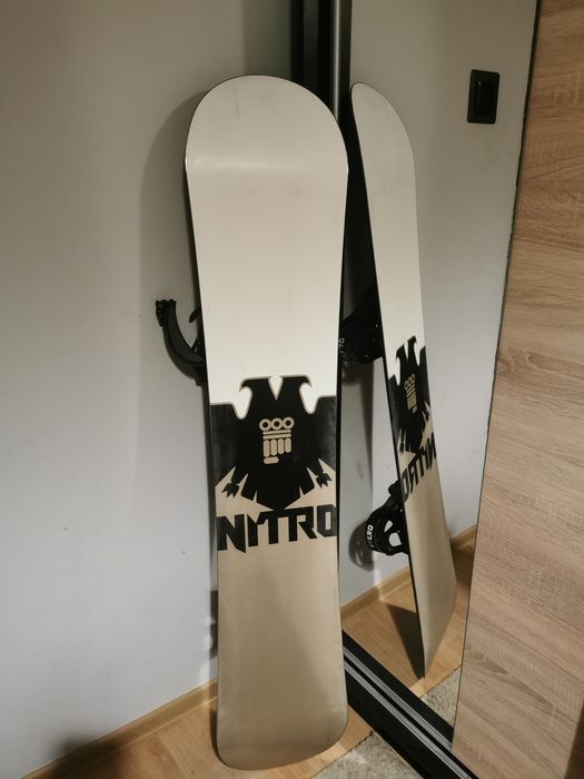 Deska NITRO 156 cm bez wiązań