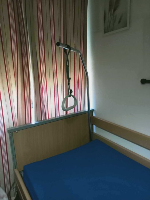 Cama Articulada com colchão Anti-escaras