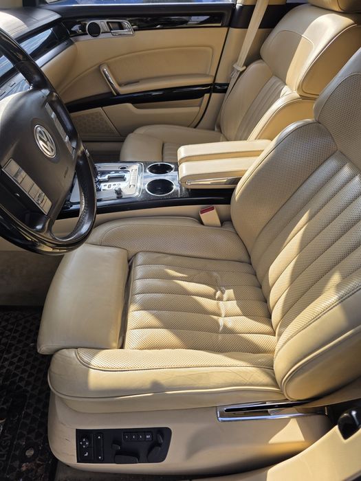 Volkswagen Phaeton 4.2 V8