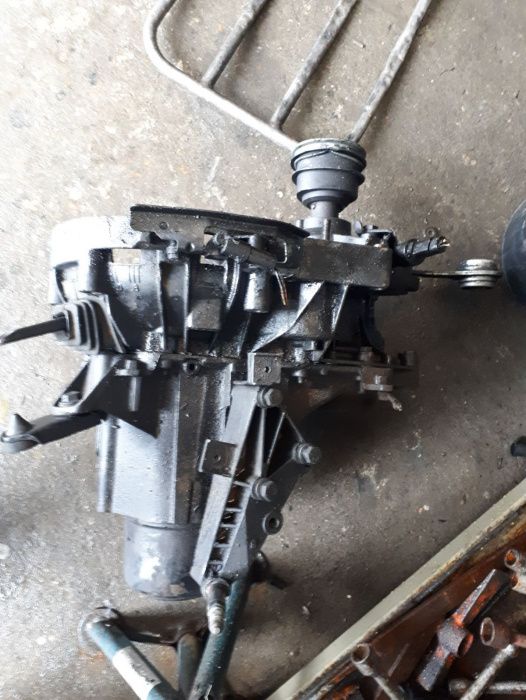 Caixa de velocidades renault kangoo/clio 1.9d