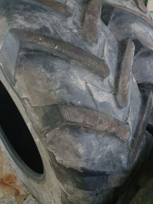 Pneus agricolas usados