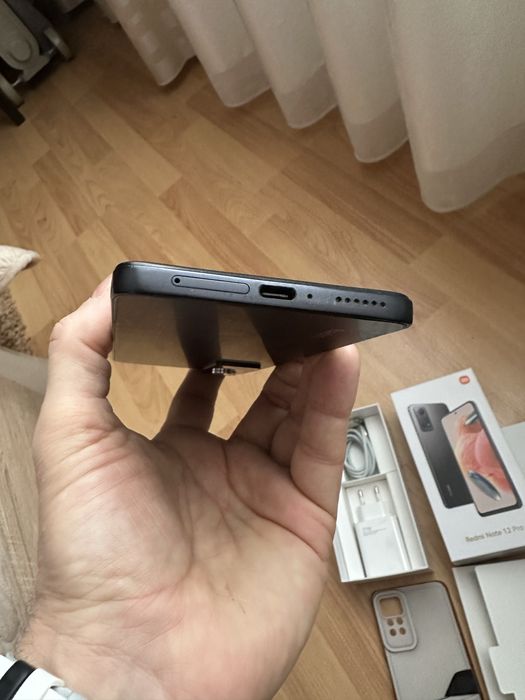 Xiaomi Redmi Note 12 Pro 8+8/256 Стан cупер,Комплект+mp3 плеер,Наложка