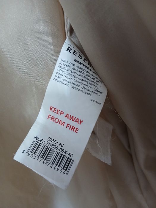 Продам женский зимний пуховик большого размера.