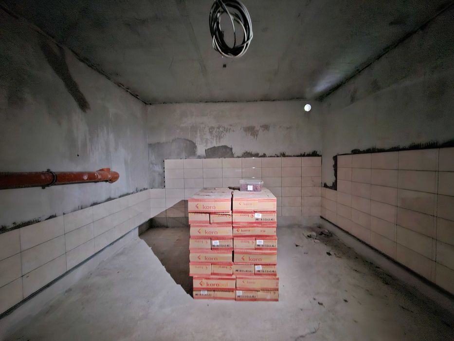 Продаётся новый просторный дом недалеко от воды, в районе Карачунов