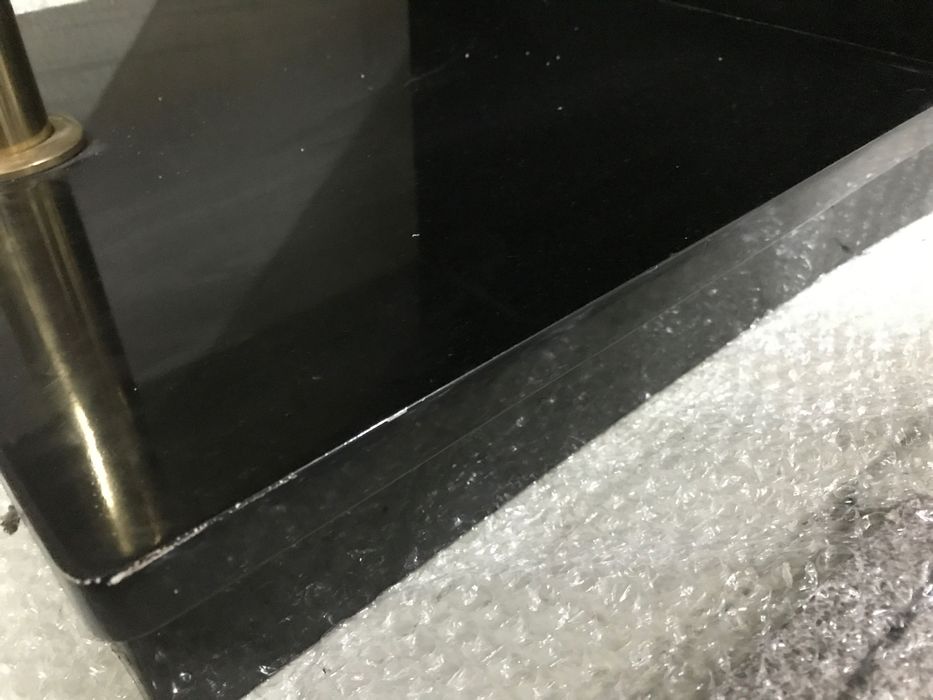 Movél /comoda lacado em preto alto brilho