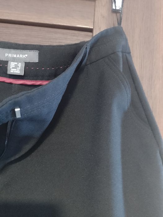 Spodnie damskie cygaretki marki Primark