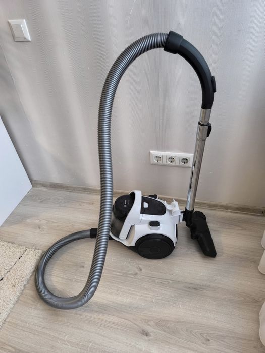 Продам пилесос Bosch