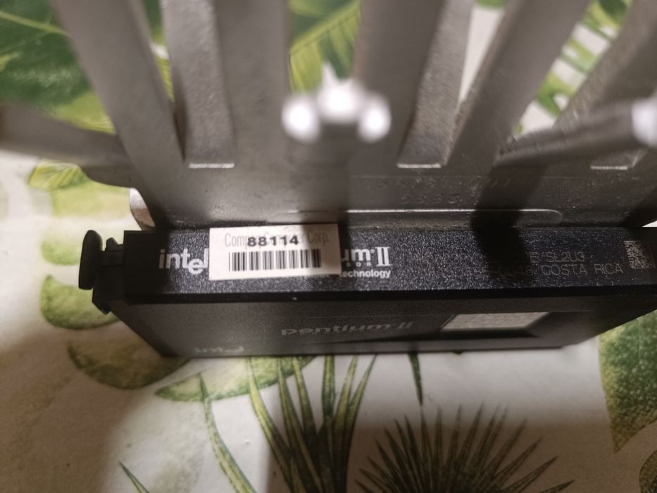 Intel Pentium 2 plus karta graficzna