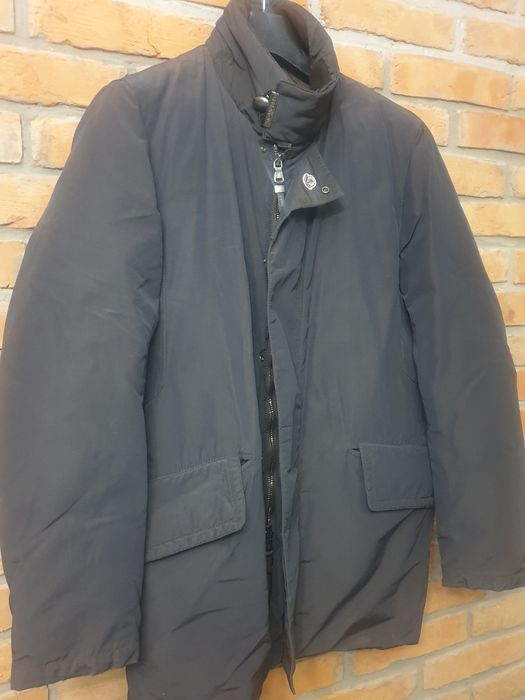 Пухове пальто куртка Moncler оригінал.