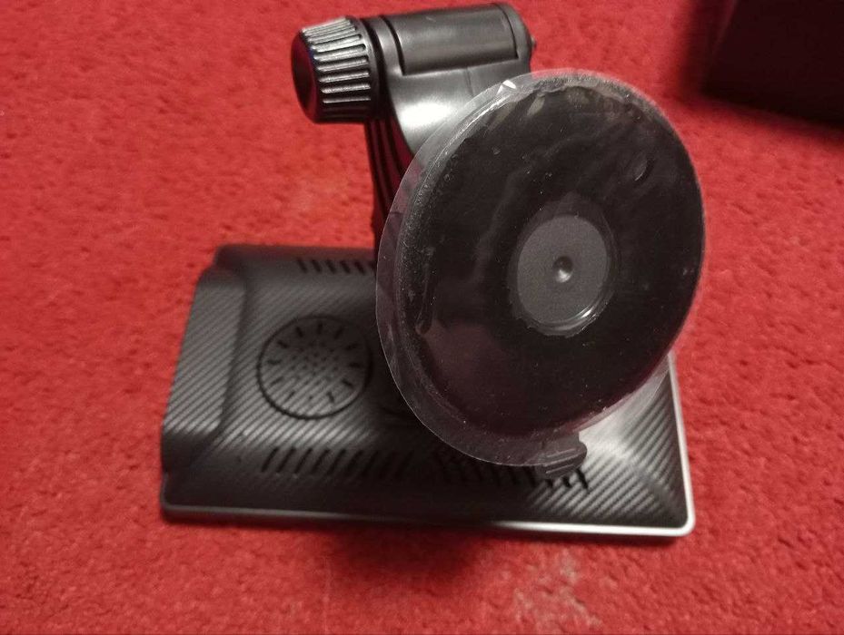 Автомобильный GPS навигатор мультимедиа 7 дюймов 12 вольт.