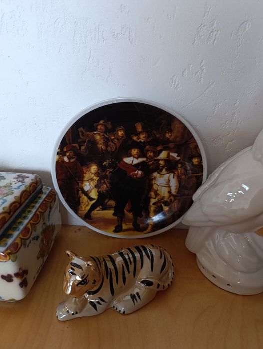 Телефони (стан різний, частина на запчастини):

Кнопкові телефони Noki