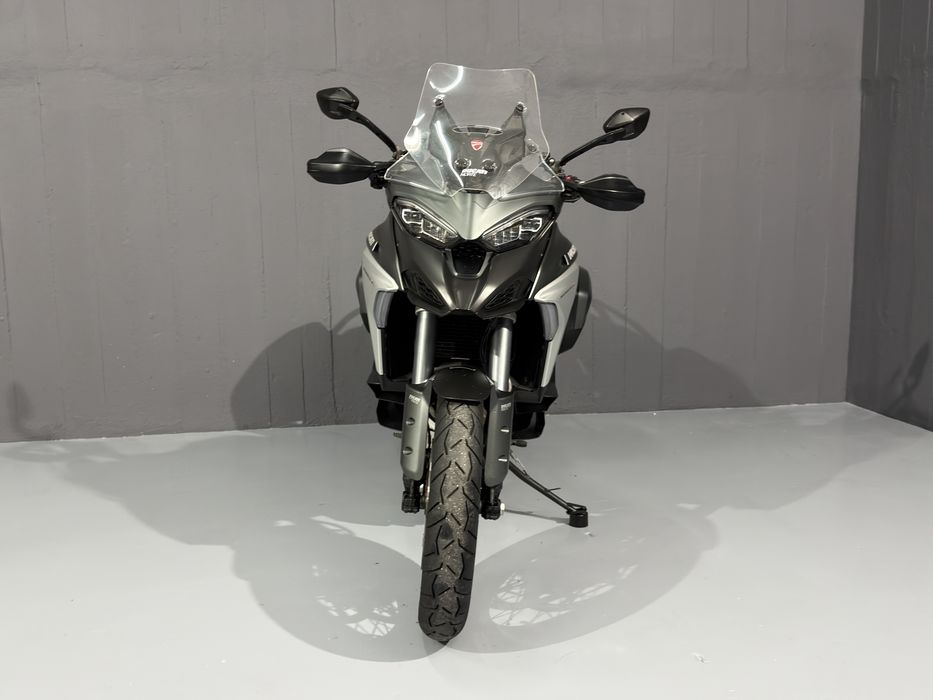 Ducati v4s multistrada