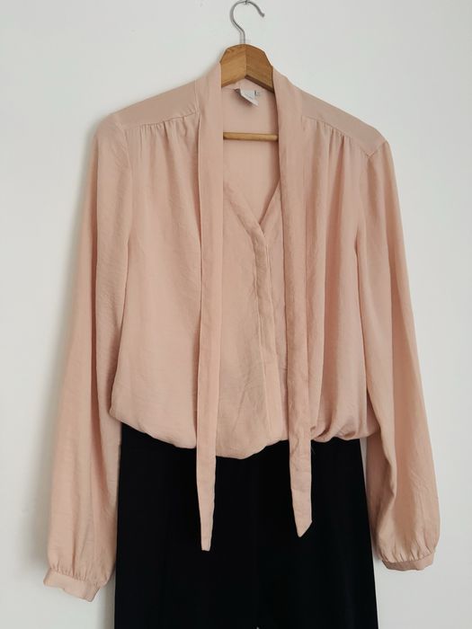 Koszula wiazana pod szyja L