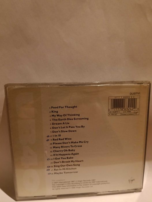 cd UB40 ( The best of - Volume one )