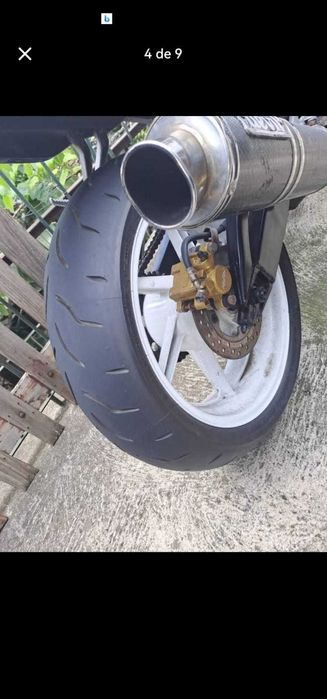 Honda CBR 900RR Fireblade – Potência e Estilo Clássico!