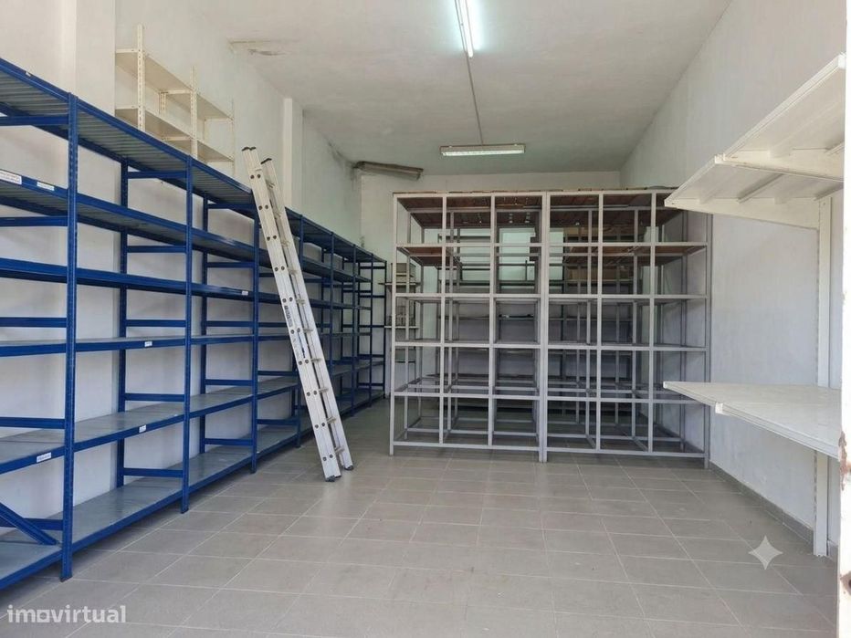 Loja em Murganhal, Caxias