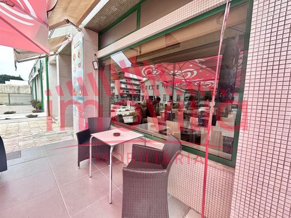 Em Exclusivo - Trespasse de Café Snack-Bar "O Mundo" – Árvore Excelente oportunidade de negócio!