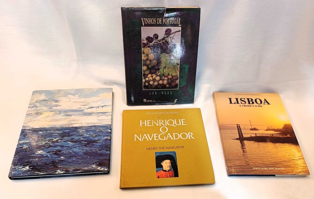 Lote de 4 Livros Temáticos de Coleção – Arte, Lisboa, Vinhos e História