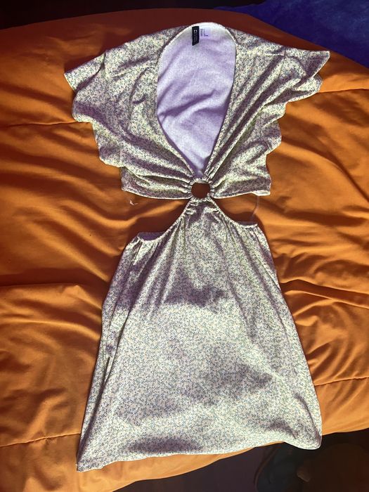 Vestido floral verde jovem adolescente rapariga