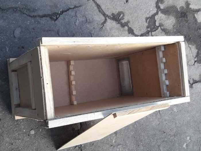 Рамки для ульев.