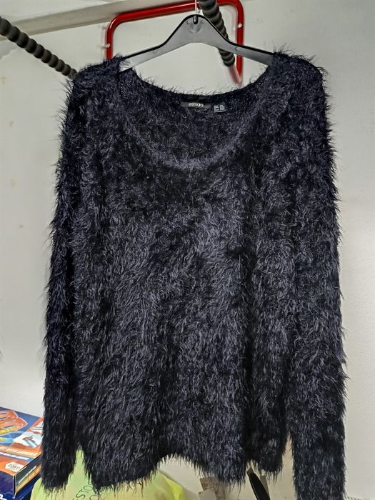 Camisola preta fofa e macia 11
