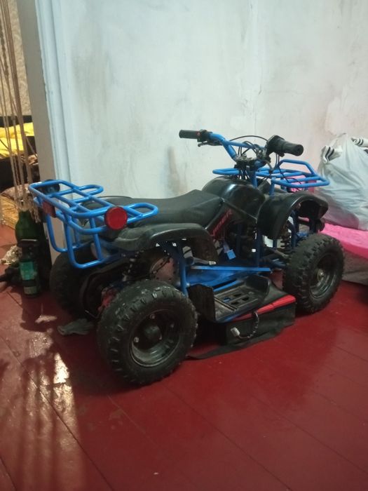 Продам дитячий електроквадроцикл терміново!