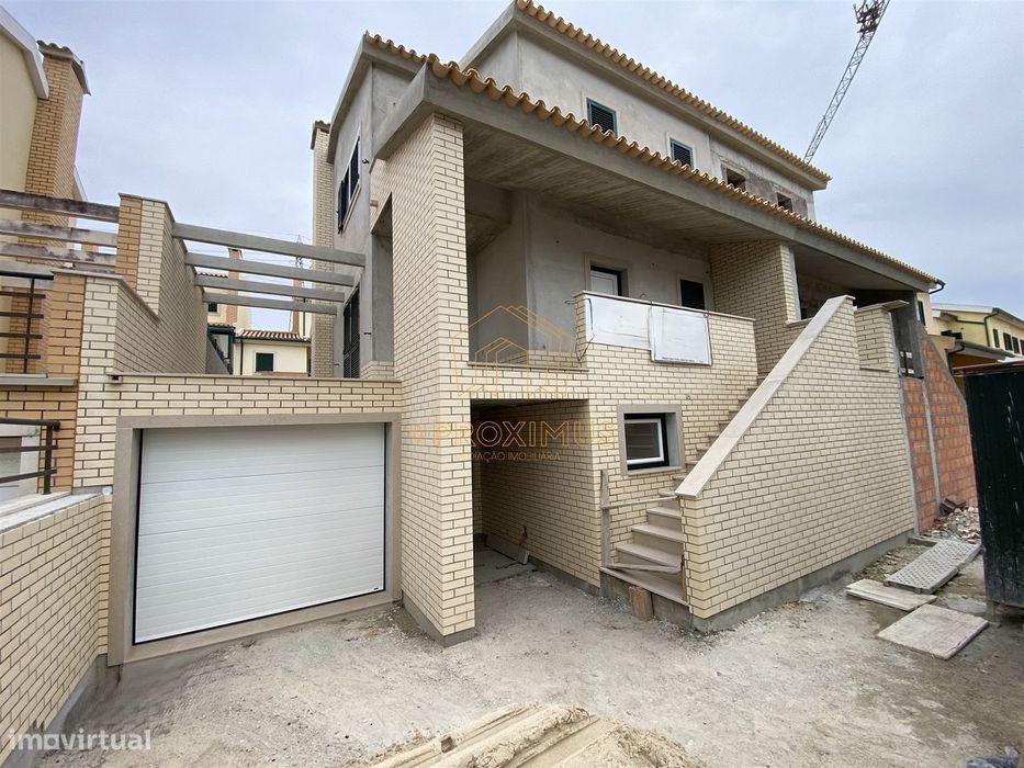 Moradia T3 em fase de construção - Tavarede