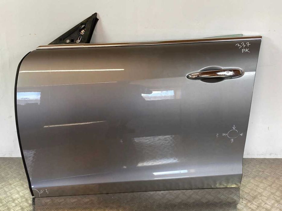 Двері Maserati Quattroporte M156 передні або задні праві ліві разборка