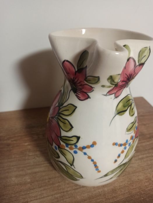 Ceramiczny dzbanek z lat 80. – ręcznie malowany, styl vintage, 20 cm