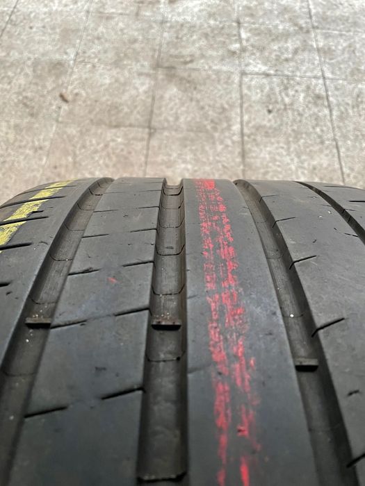 Vende-se pneus semi novos. Desde jante 13 até jante 22.