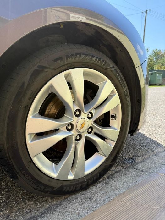Carrinha Chevrolet Cruze - Estado irrepreensível com garantia
