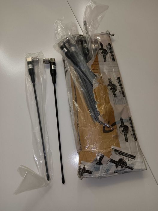 Lote 9 Antenas UHF 400–900 MHz BNC 90º – Microfones Wireless