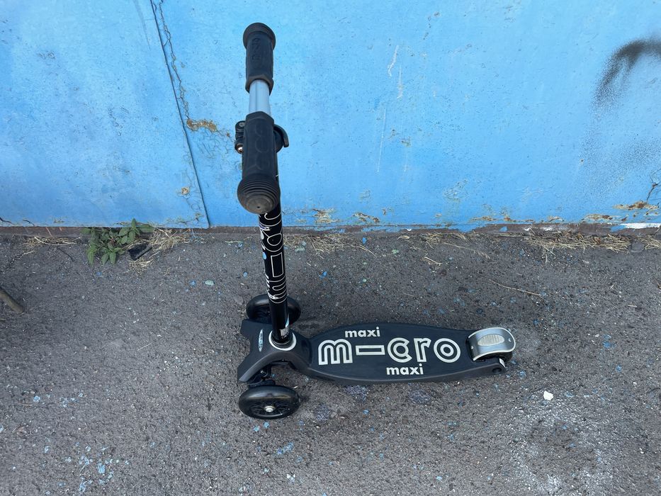 Самокат Micro Maxi Deluxe F